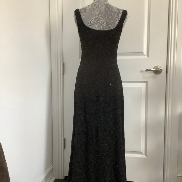 Vintage Cache Sleeveless Black fully Beaded Long Evening Gown, Size M - Picture 7 of 15
